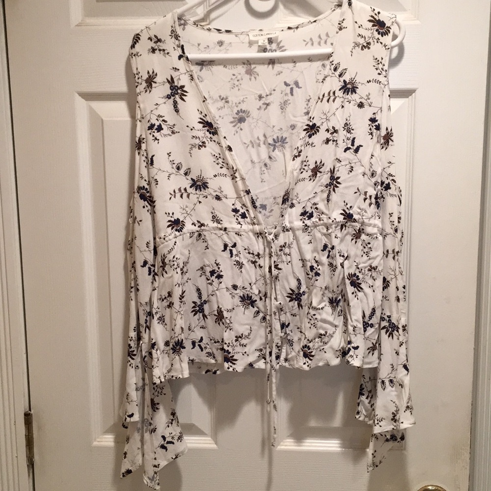 COTTONCANDY LA wrap top belle sleeve